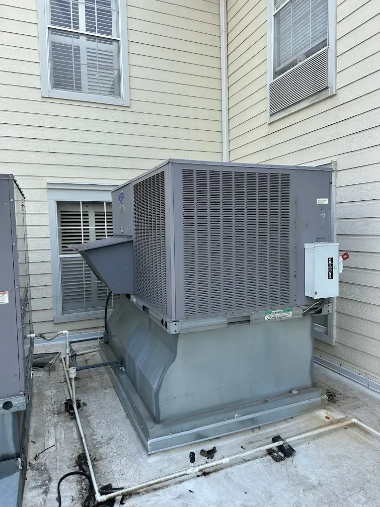 Commercial package unit serviced by Prestige Air Service, Conroe, TX