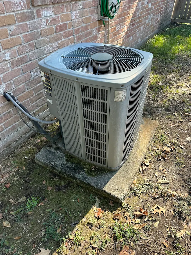 Residential AC condenser service by Prestige Air Service, Conroe, TX